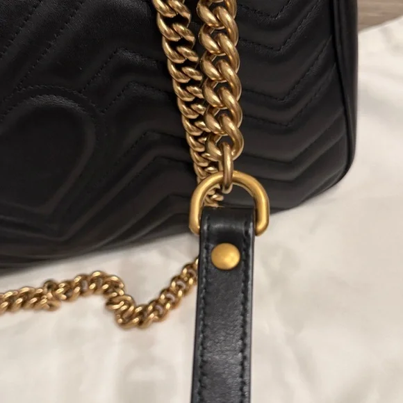 Gucci Black Quilted Marmont w/Gold Hardware - Picture 5 of 16